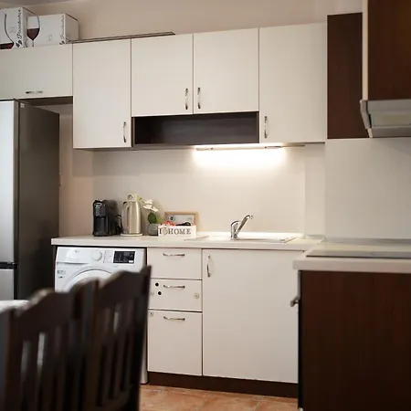 One-bedroom In The Center Apartament *